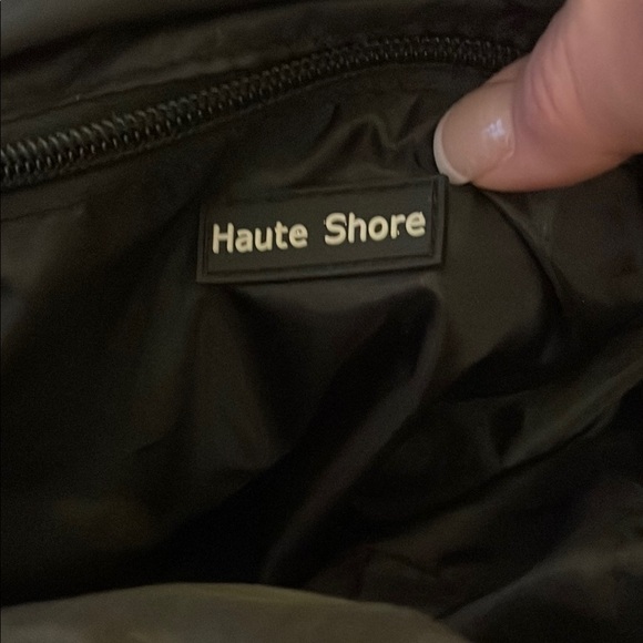 HAUTE SHORE Black, Gray and White Puffer Bag - Picture 6 of 7